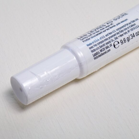 new sealed! VS Victoria's Secret sugar lip scrub smooth talk - Picture 4 of 4